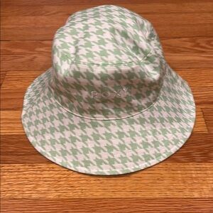 Roxy Green reversable Bucket Hat S/M